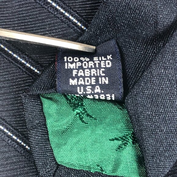 Vintage Tommy Hilfiger Neck Tie Dark Blue Textured Stripe 100% Silk Made in USA - Picture 6 of 6